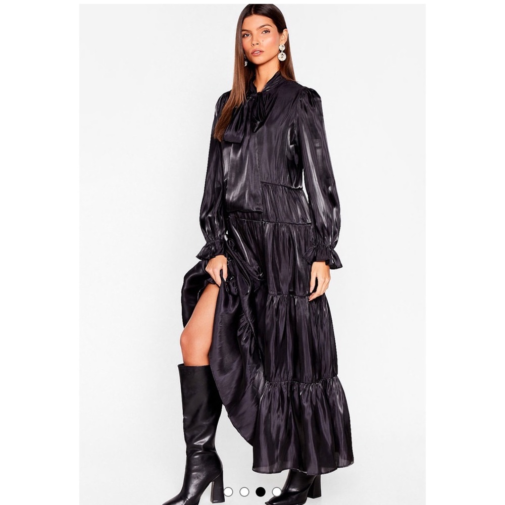 Nasty Gal Bow More Games Satin Maxi Dress